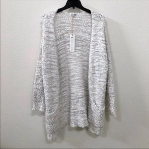 WOVEN HEART Cardigan sweater NEW